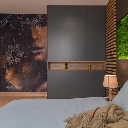 Luxe Dream Apt, 2-bdr, 2-bthr Apartment *