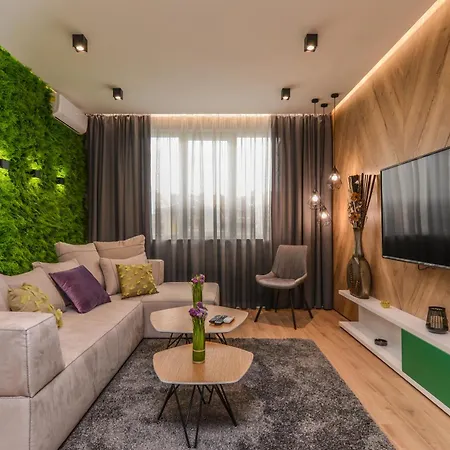 Luxe Dream Apt, 2-bdr, 2-bthr Apartment Sofia